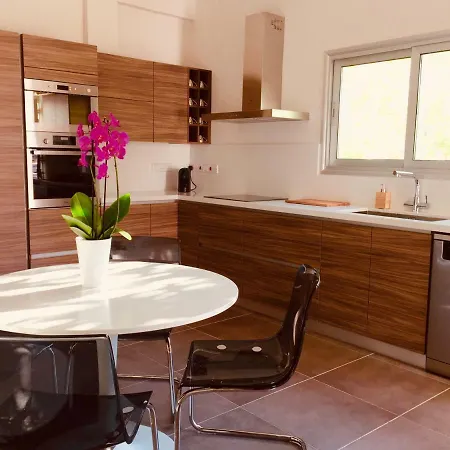 Apartmán Retro-modern Luxury Flat In Agios Andreas