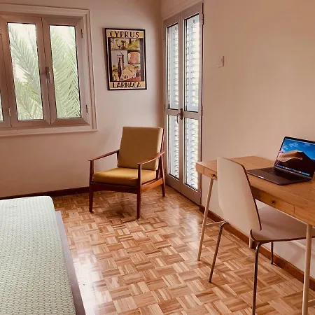 Retro-modern Luxury Flat In Agios Andreas Apartmán *