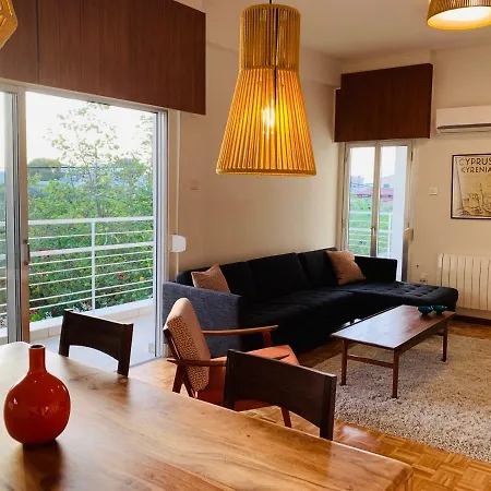 Retro-modern Luxury Flat In Agios Andreas * Nikósie