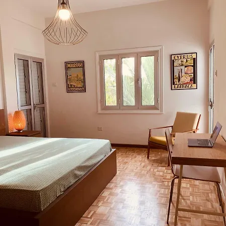 Retro-modern Luxury Flat In Agios Andreas Apartmán *
